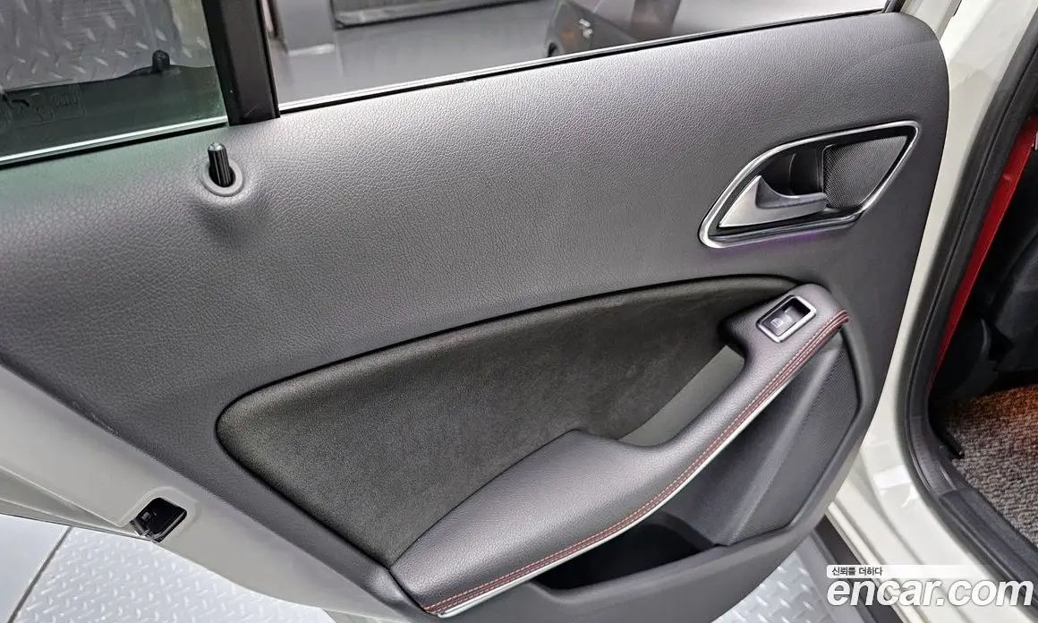 Mercedes-Benz A-Class 2017 2.0 автомат (гидро), фото 15
