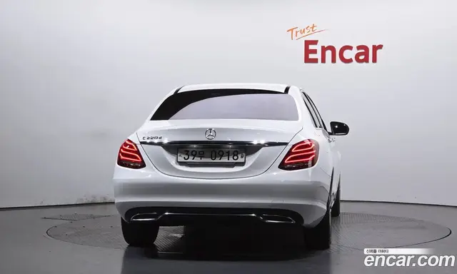 Mercedes-Benz C-Class 2015 2.1 автомат (гидро), миниатюра 3