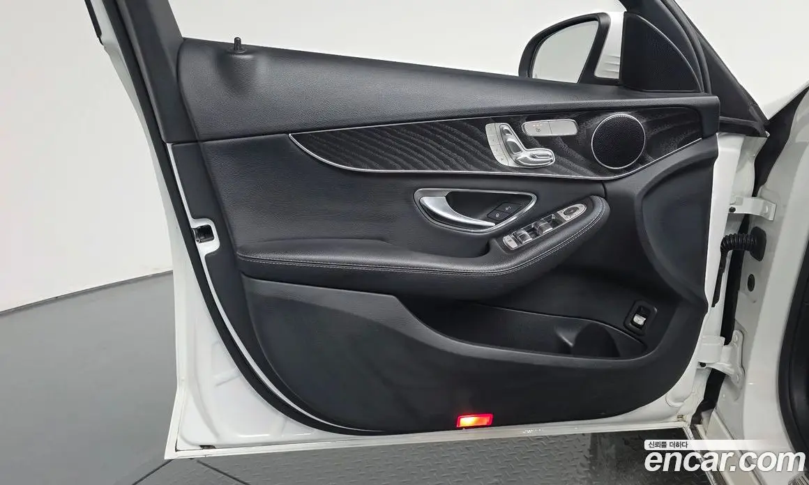 Mercedes-Benz C-Class 2018 1.9 автомат (гидро), фото 13