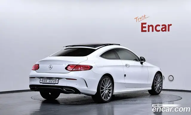 Mercedes-Benz C-Class 2019 1.9 автомат (гидро), миниатюра 2