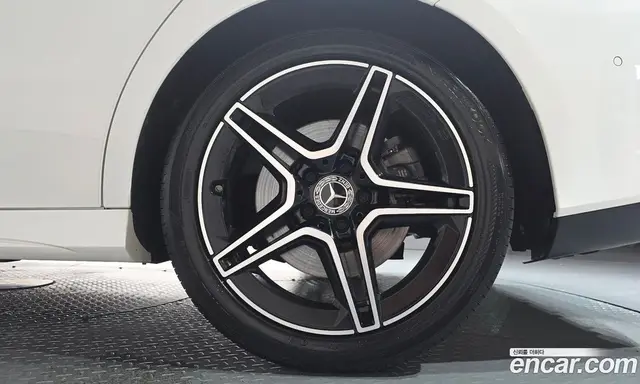 Mercedes-Benz CLA-Class 2022 2.0 автомат (гидро), миниатюра 7 Mercedes-Benz CLA-Class 2022 2.0 автомат (гидро), миниатюра 7