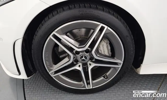 Mercedes-Benz CLS-Class 2019 1.9 автомат (гидро), миниатюра 7