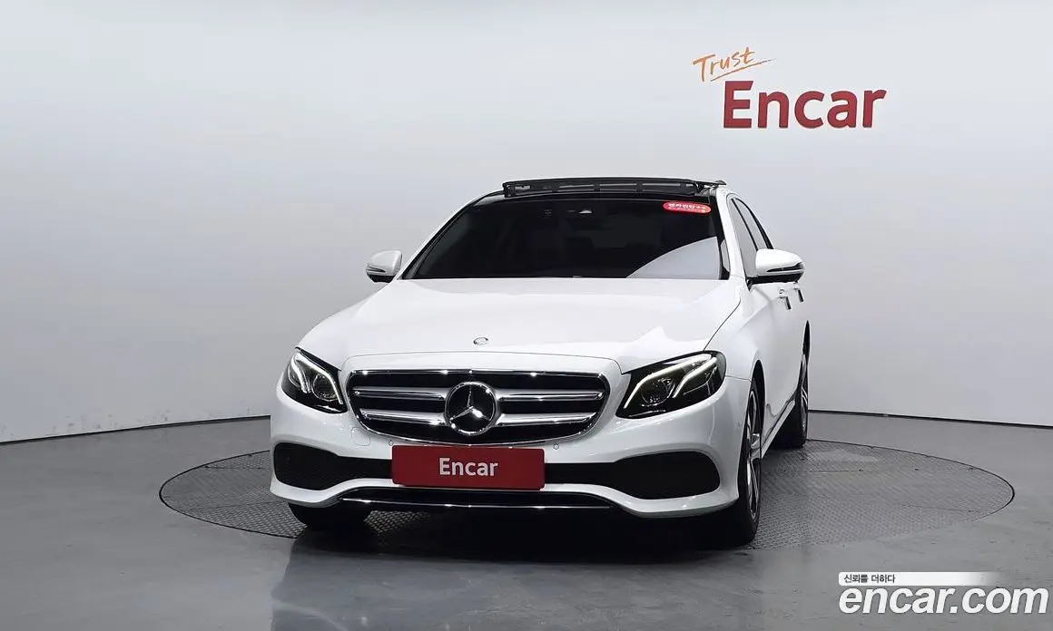 Mercedes-Benz E-Class 2016 2.0 автомат (гидро), фото 2 Mercedes-Benz E-Class 2016 2.0 автомат (гидро), фото 2