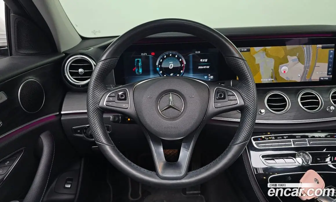 Mercedes-Benz E-Class 2016 2.0 автомат (гидро), фото 18 Mercedes-Benz E-Class 2016 2.0 автомат (гидро), фото 18