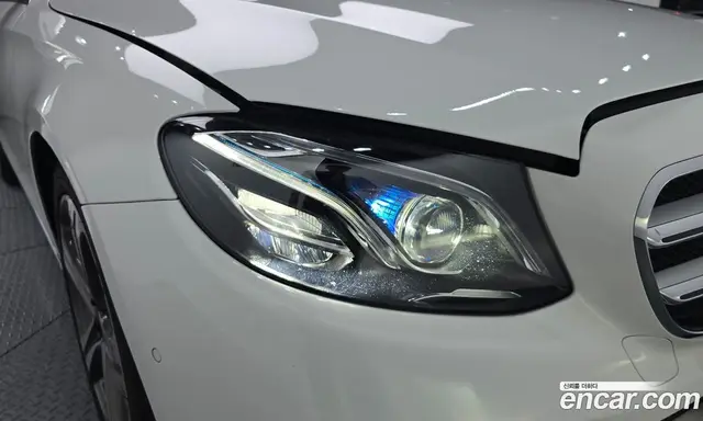Mercedes-Benz E-Class 2016 2.0 автомат (гидро), миниатюра 7 Mercedes-Benz E-Class 2016 2.0 автомат (гидро), миниатюра 7