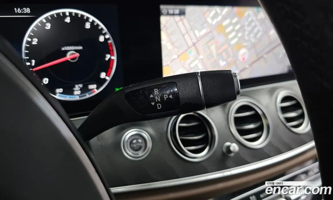 Mercedes-Benz E-Class 2017 2.0 автомат (гидро), фото 11