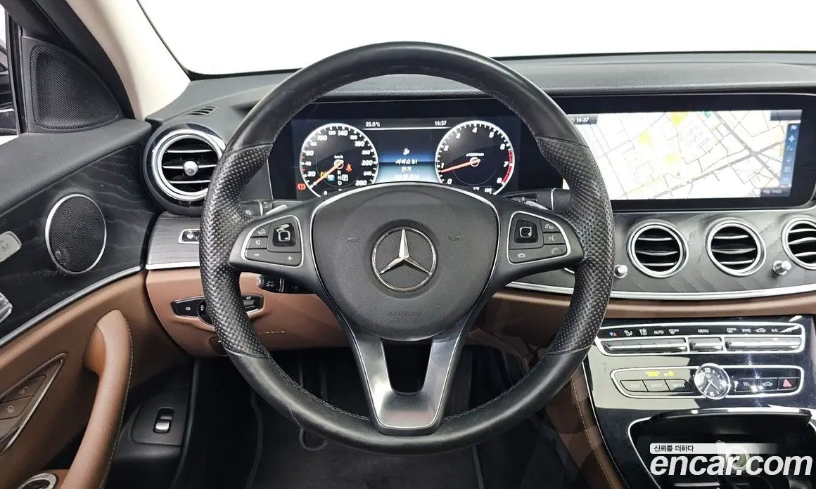 Mercedes-Benz E-Class 2017 2.0 автомат (гидро), фото 18