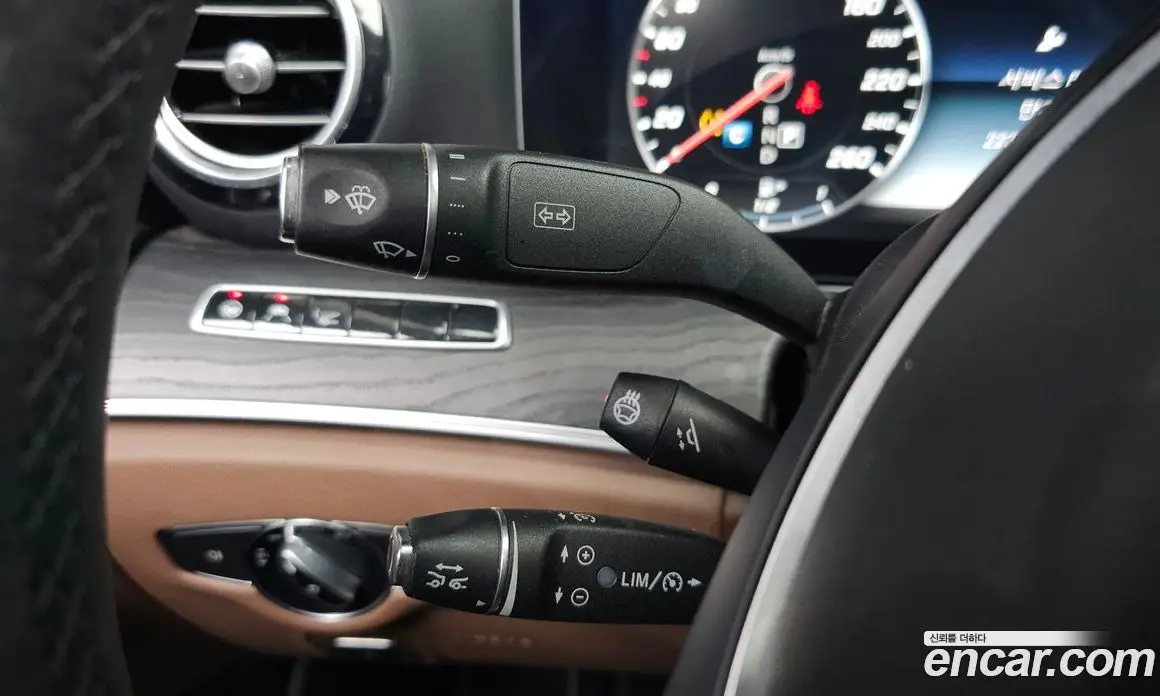 Mercedes-Benz E-Class 2017 2.0 автомат (гидро), фото 20
