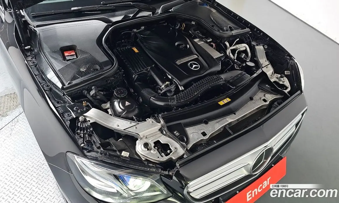 Mercedes-Benz E-Class 2017 2.0 автомат (гидро), фото 5