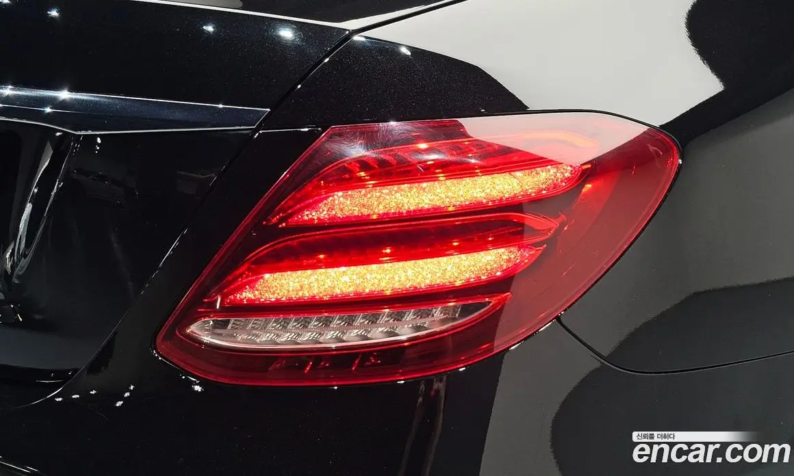 Mercedes-Benz E-Class 2017 2.0 автомат (гидро), фото 8
