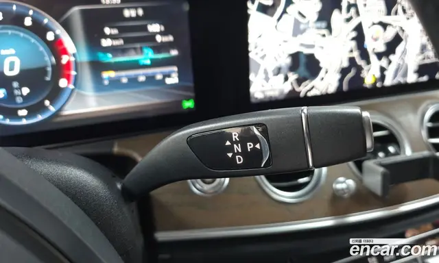 Mercedes-Benz E-Class 2017 2.0 автомат (гидро), миниатюра 11