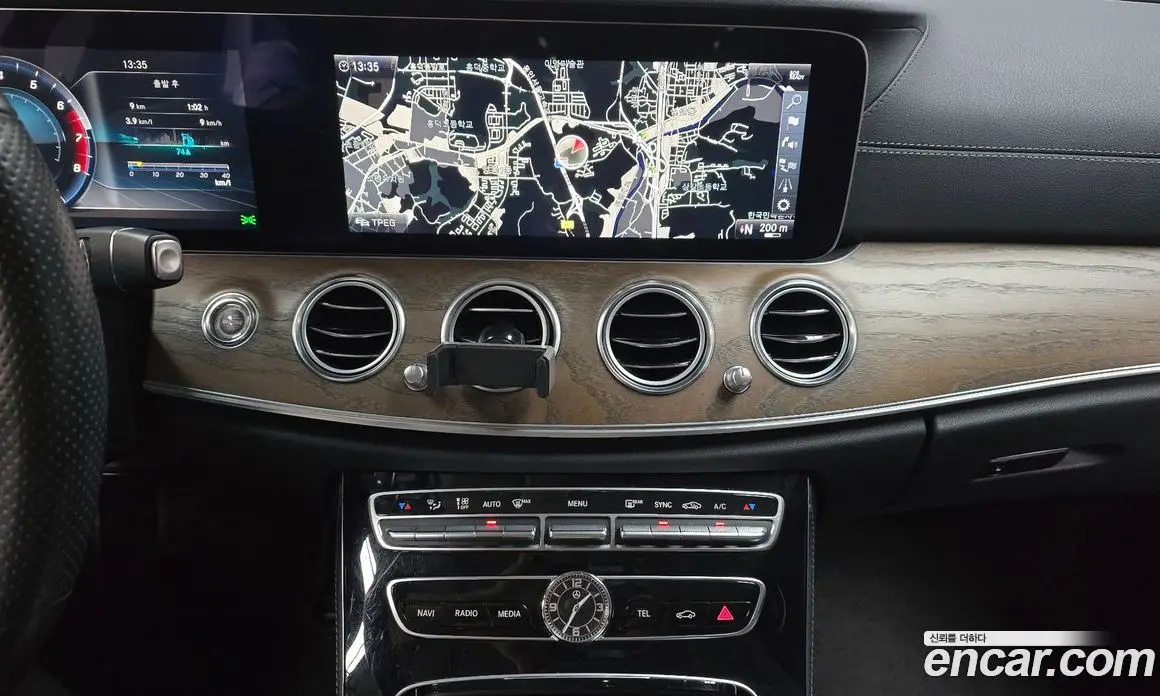 Mercedes-Benz E-Class 2017 2.0 автомат (гидро), фото 18