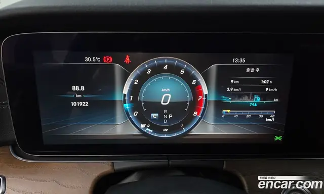 Mercedes-Benz E-Class 2017 2.0 автомат (гидро), миниатюра 10
