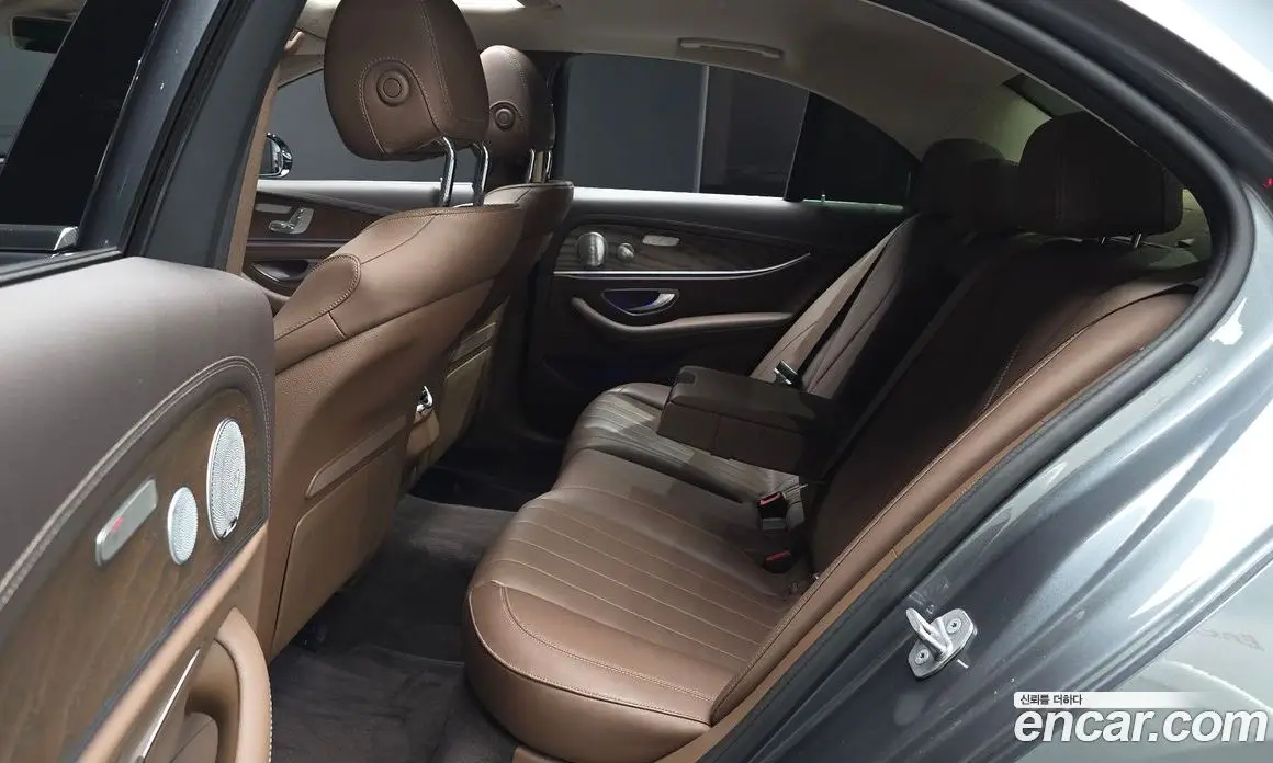 Mercedes-Benz E-Class 2018 2.0 автомат (гидро), фото 15