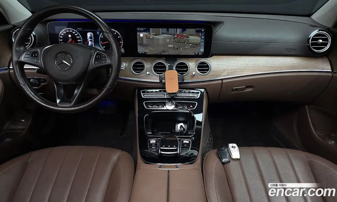 Mercedes-Benz E-Class 2018 2.0 автомат (гидро), фото 9