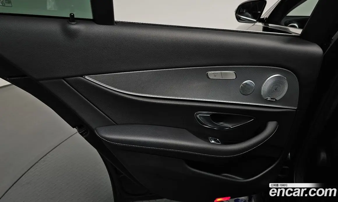 Mercedes-Benz E-Class 2018 2.0 автомат (гидро), фото 14