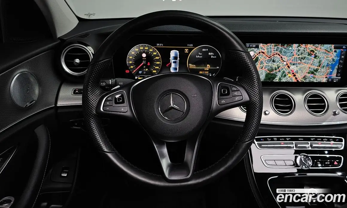Mercedes-Benz E-Class 2018 2.0 автомат (гидро), фото 18