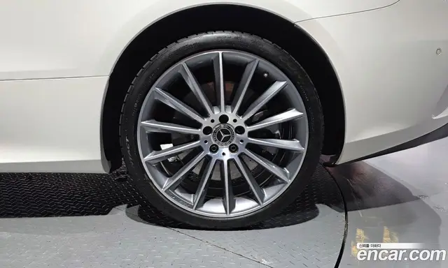 Mercedes-Benz E-Class 2019 3.0 автомат (гидро), миниатюра 7 Mercedes-Benz E-Class 2019 3.0 автомат (гидро), миниатюра 7