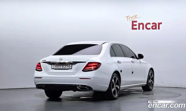 Mercedes-Benz E-Class 2020 2.0 автомат (гидро), миниатюра 2 Mercedes-Benz E-Class 2020 2.0 автомат (гидро), миниатюра 2