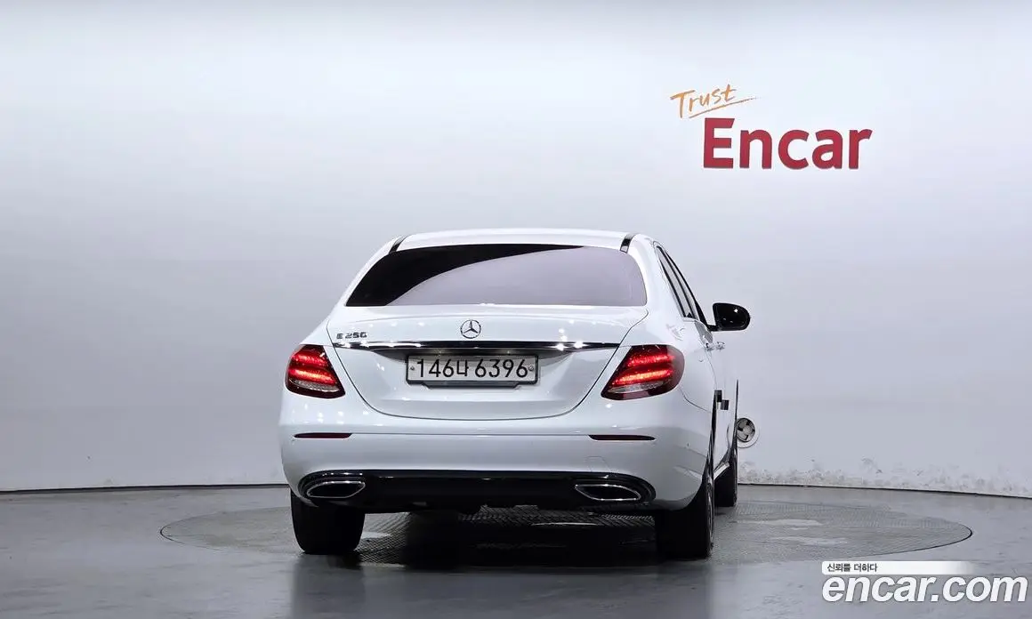 Mercedes-Benz E-Class 2020 2.0 автомат (гидро), фото 4 Mercedes-Benz E-Class 2020 2.0 автомат (гидро), фото 4