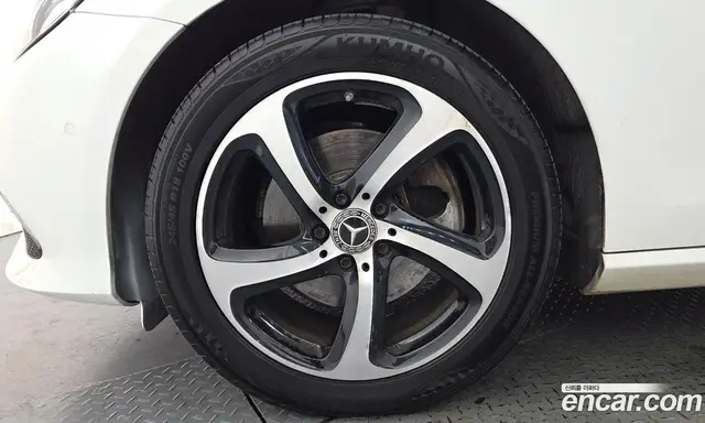 Mercedes-Benz E-Class 2020 2.0 автомат (гидро), миниатюра 5 Mercedes-Benz E-Class 2020 2.0 автомат (гидро), миниатюра 5