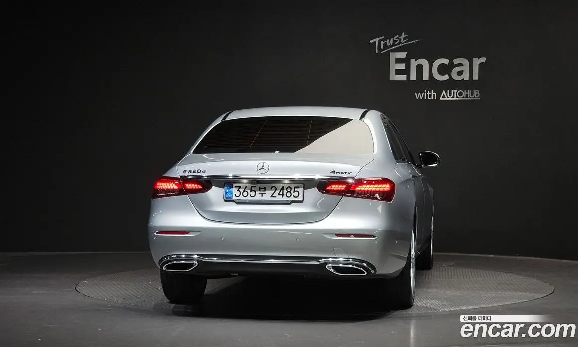 Mercedes-Benz E-Class 2021 1.9 автомат (гидро), фото 4