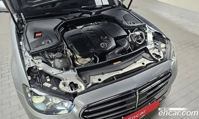 Mercedes-Benz E-Class 2021 1.9 автомат (гидро), миниатюра 6