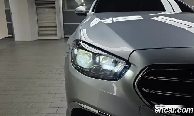 Mercedes-Benz E-Class 2021 1.9 автомат (гидро), миниатюра 8