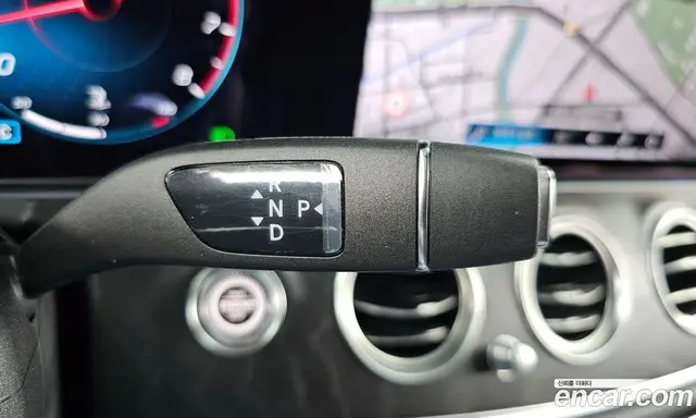 Mercedes-Benz E-Class 2022 2.0 автомат (гидро), миниатюра 12