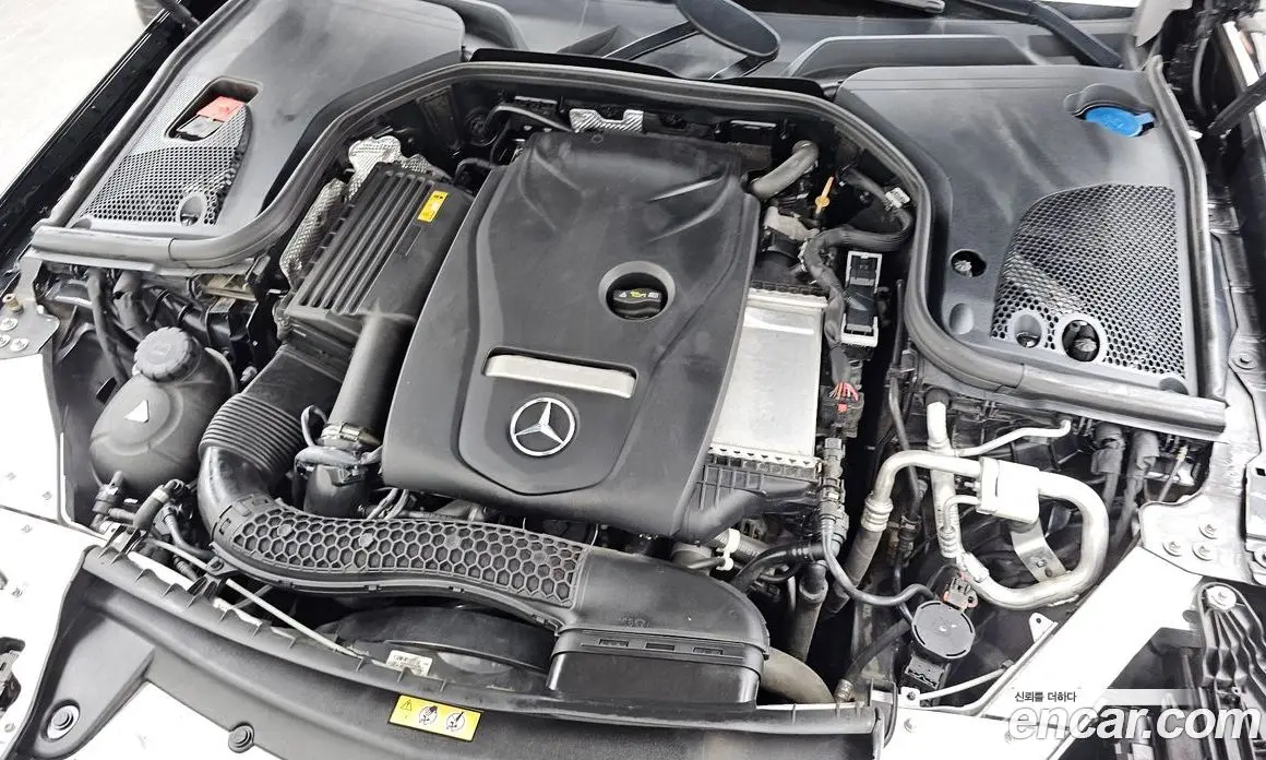 Mercedes-Benz E-Class 2022 2.0 автомат (гидро), фото 6 Mercedes-Benz E-Class 2022 2.0 автомат (гидро), фото 6
