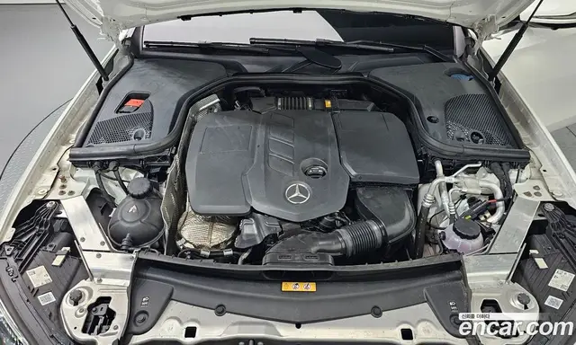 Mercedes-Benz E-Class 2022 2.0 автомат (гидро), миниатюра 6