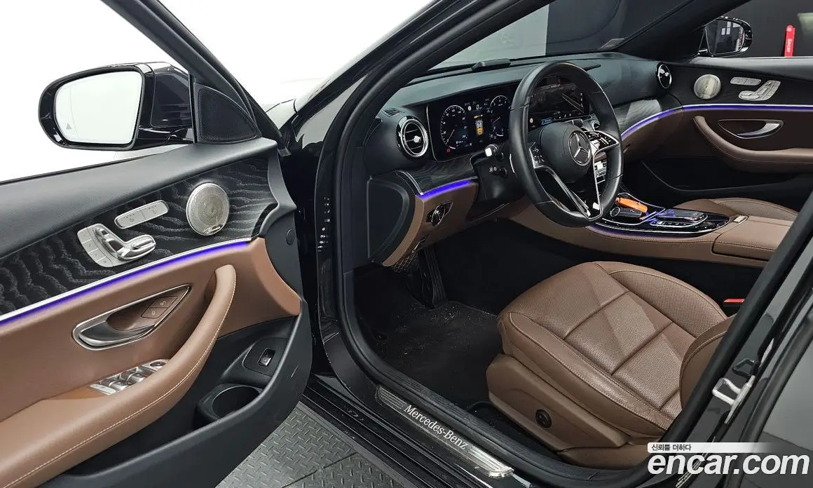 Mercedes-Benz E-Class 2023 2.0 автомат (гидро), фото 17