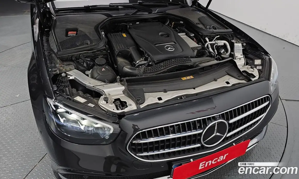 Mercedes-Benz E-Class 2023 2.0 автомат (гидро), фото 6