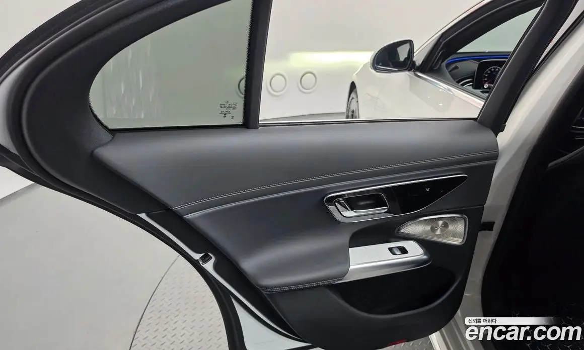 Mercedes-Benz E-Class 2024 2.0 автомат (гидро), фото 15