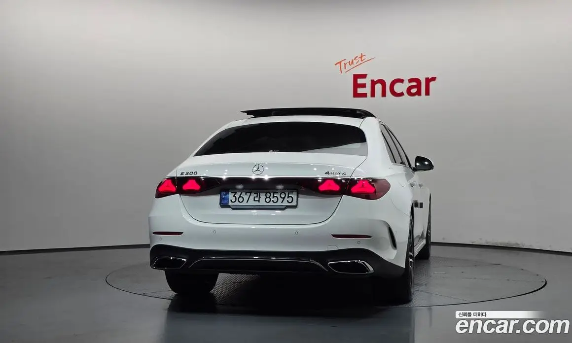 Mercedes-Benz E-Class 2024 2.0 автомат (гидро), фото 4