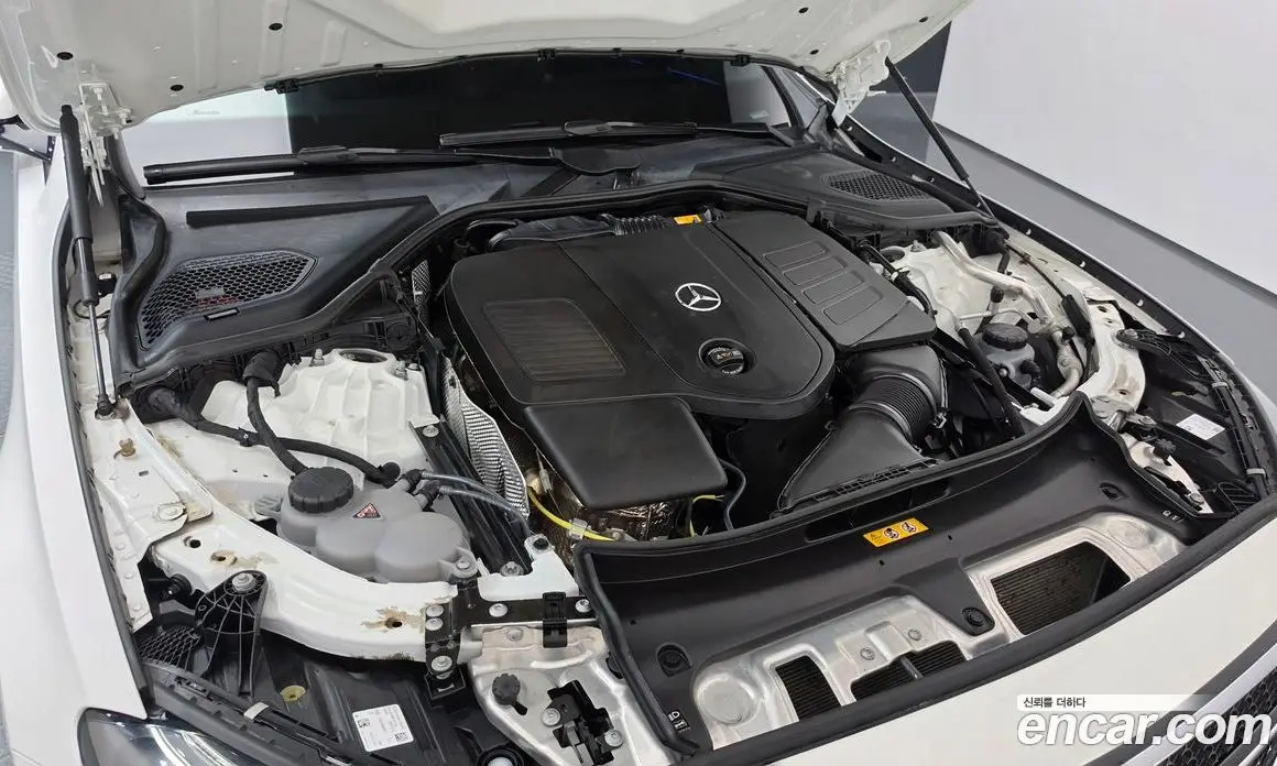 Mercedes-Benz E-Class 2024 2.0 автомат (гидро), фото 6