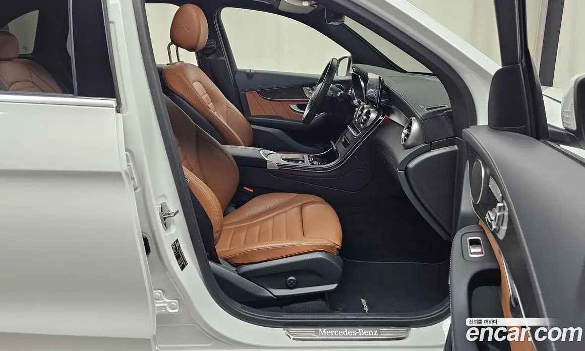 Mercedes-Benz GLC-Class 2022 2.0 автомат (гидро), фото 16