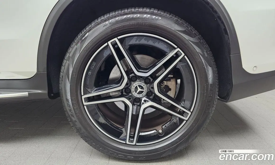 Mercedes-Benz GLC-Class 2022 2.0 автомат (гидро), фото 7