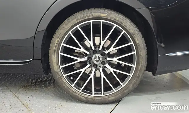 Mercedes-Benz S-Class 2025 3.0 автомат (гидро), миниатюра 7