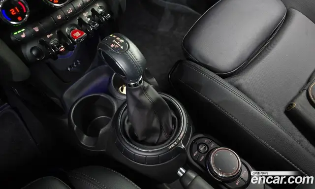 Mini Cooper 2017 2.0 автомат (гидро), миниатюра 12