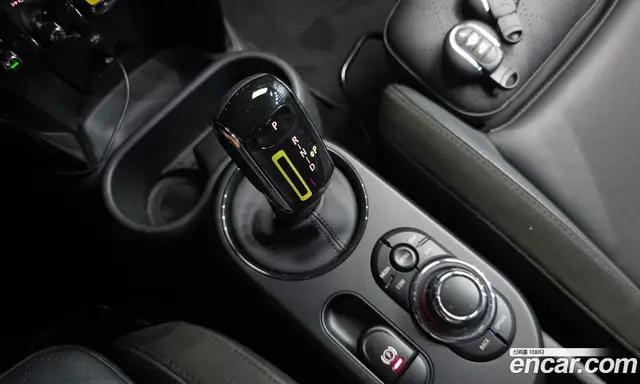 Mini Cooper 2023 автомат (гидро), миниатюра 11