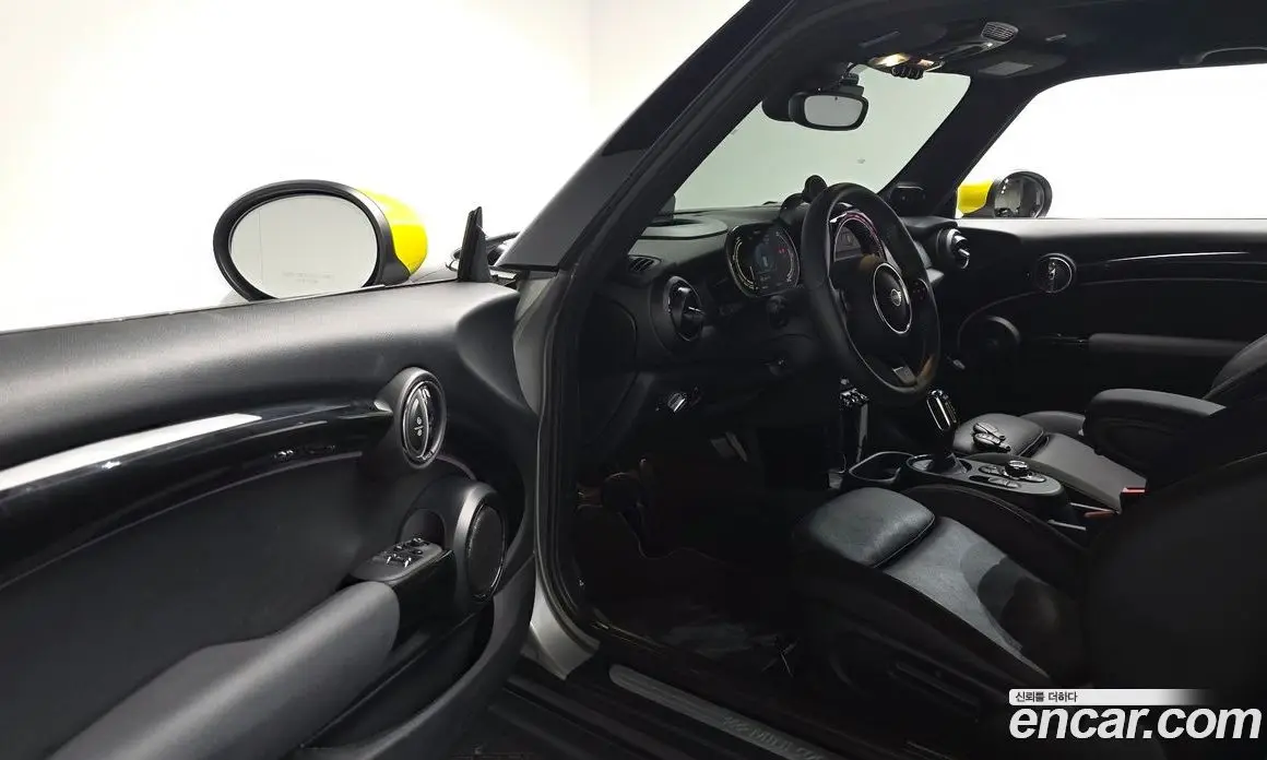 Mini Cooper 2023 автомат (гидро), фото 12