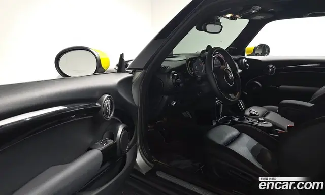 Mini Cooper 2023 автомат (гидро), миниатюра 12