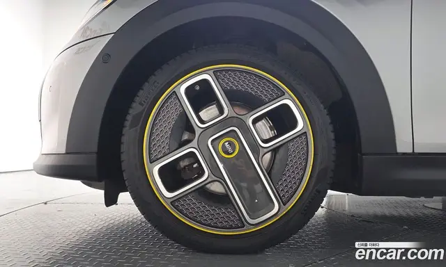 Mini Cooper 2023 автомат (гидро), миниатюра 4