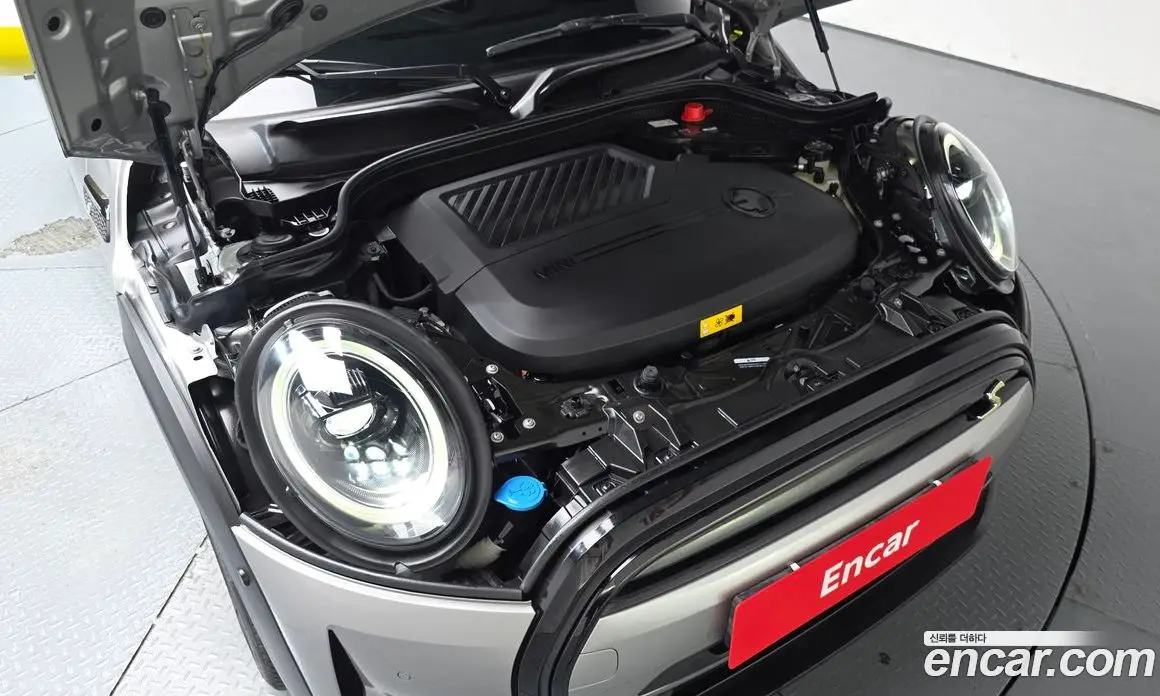 Mini Cooper 2023 автомат (гидро), фото 5