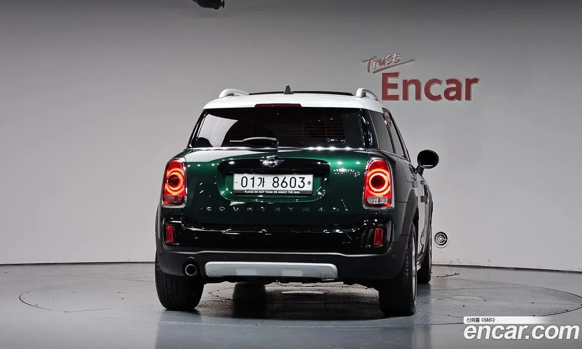 Mini Countryman 2017 2.0 автомат (гидро), фото 4 Mini Countryman 2017 2.0 автомат (гидро), фото 4