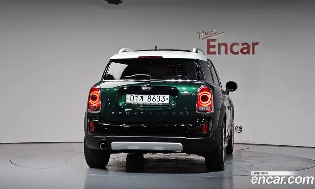 Mini Countryman 2017 2.0 автомат (гидро), миниатюра 4 Mini Countryman 2017 2.0 автомат (гидро), миниатюра 4