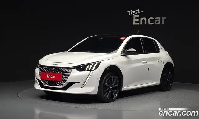 Peugeot 208, 2023, 39 138 км