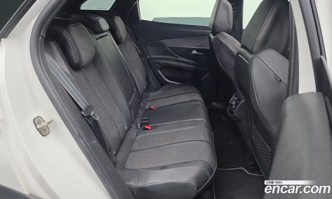 Peugeot 3008 2019 1.5 автомат (гидро), фото 12 Peugeot 3008 2019 1.5 автомат (гидро), фото 12