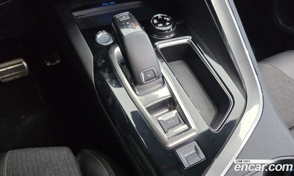 Peugeot 3008 2019 1.5 автомат (гидро), фото 9 Peugeot 3008 2019 1.5 автомат (гидро), фото 9